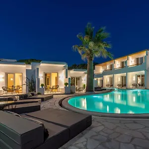 Omnia Mykonos Boutique & Hotel
